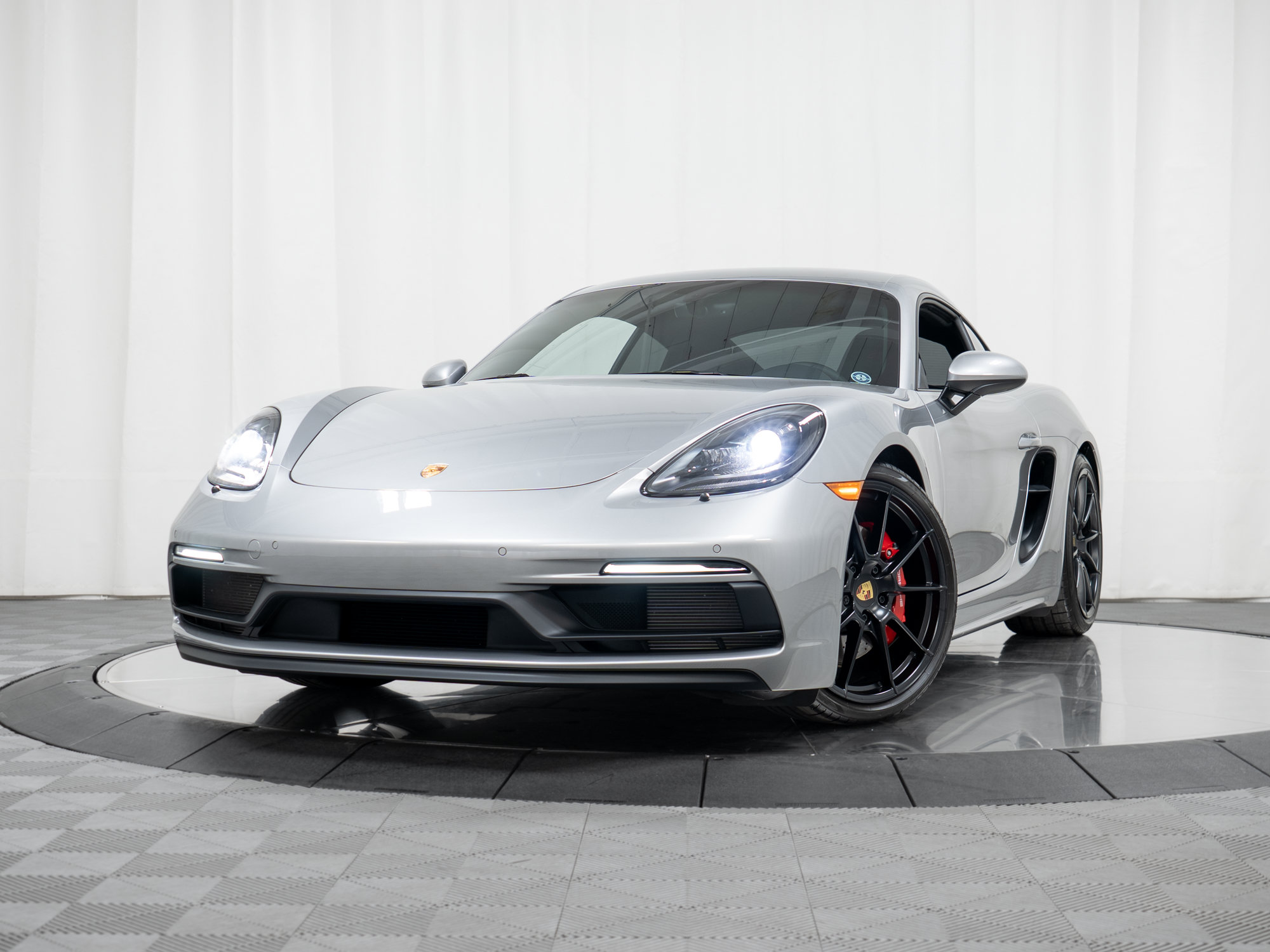 Certified 2025 Porsche 718 Cayman GTS RWD image 43