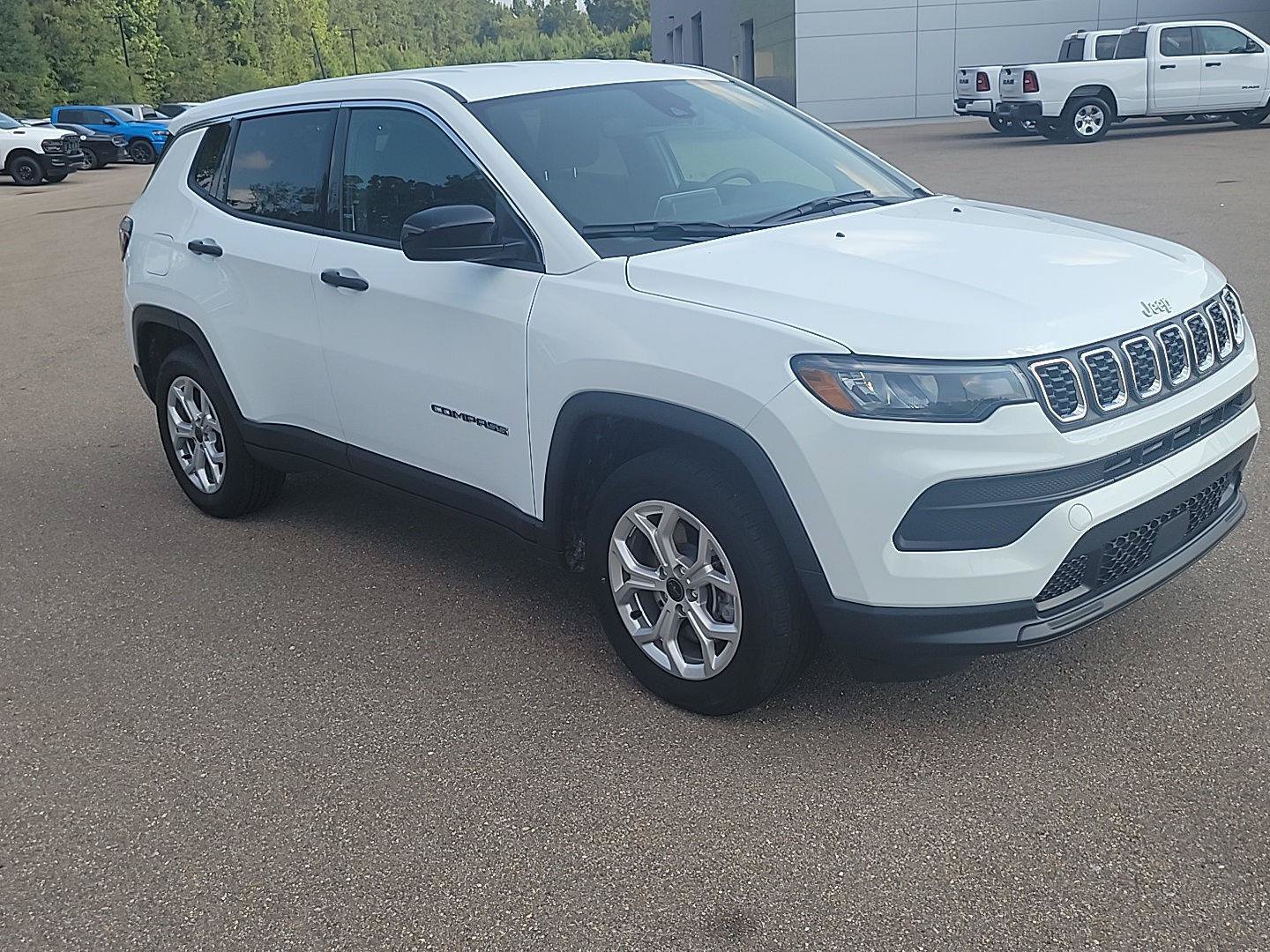 Certified 2025 Jeep Compass Sport AWD/4WD image 22