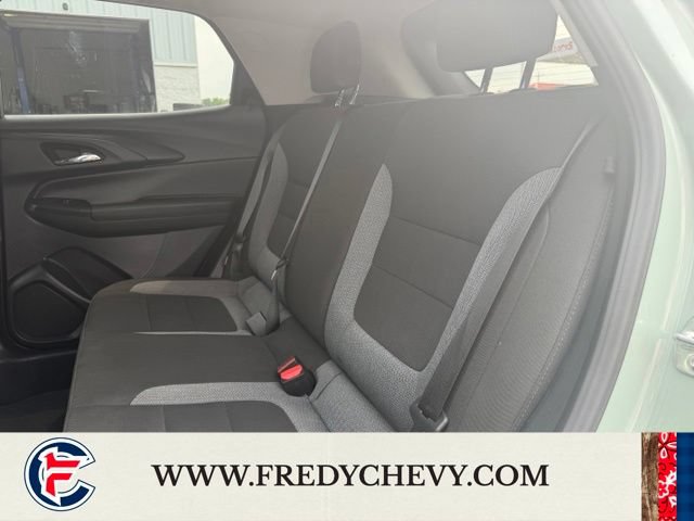 Used 2025 Chevrolet TrailBlazer LT AWD/4WD image 24