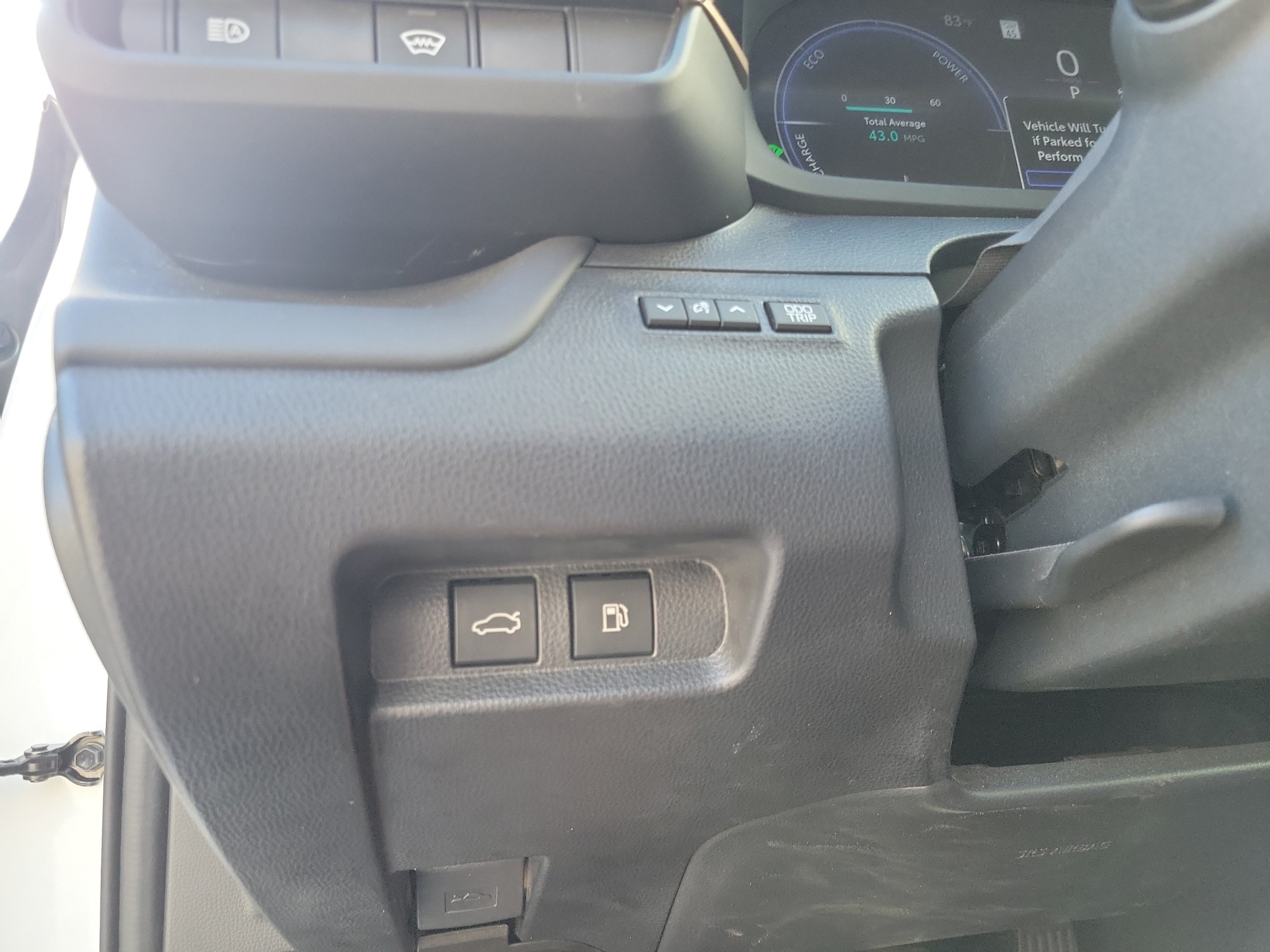 Certified 2025 Toyota Crown AWD/4WD image 8