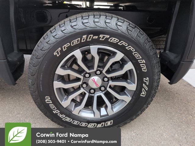 Used 2021 GMC Sierra 1500 AT4 w/ AT4 Carbonpro Edition AWD/4WD image 32