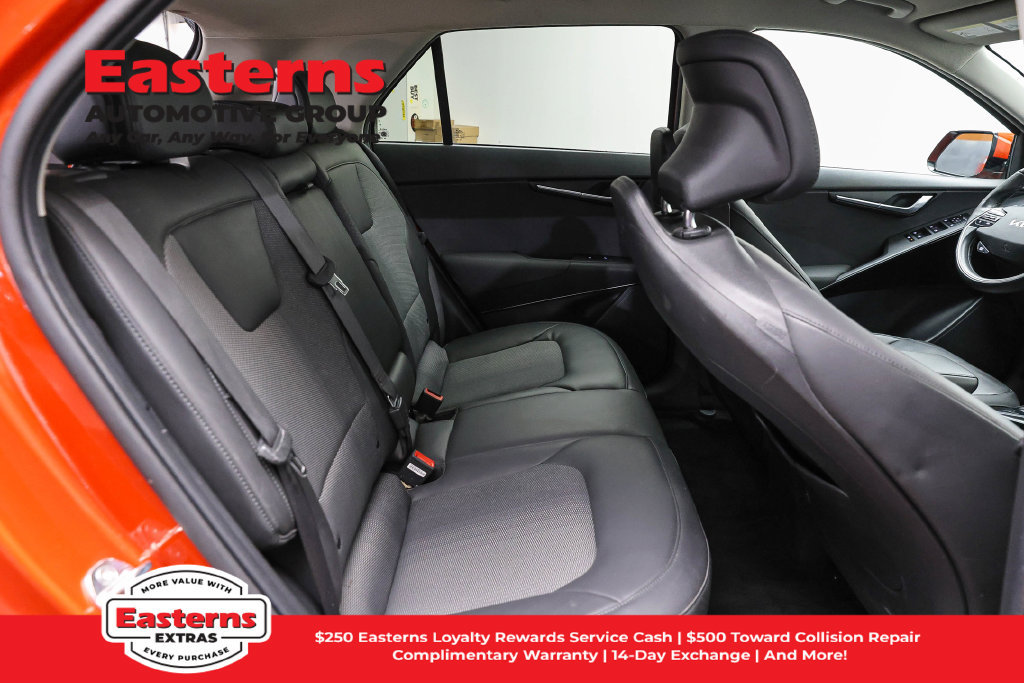 Used 2023 Kia Niro Wind w/ Wind Preserve Package FWD image 24