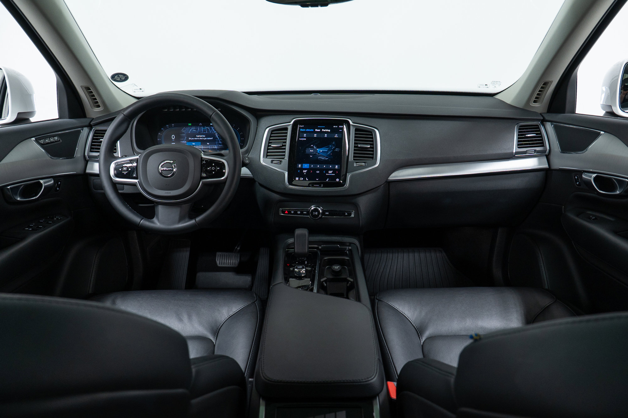 Used 2023 Volvo XC90 B5 Core w/ Protection Package Premier image 15