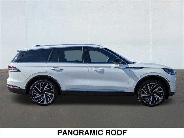 Used 2025 Lincoln Aviator Reserve w/ Equipment Group 201A AWD/4WD image 6