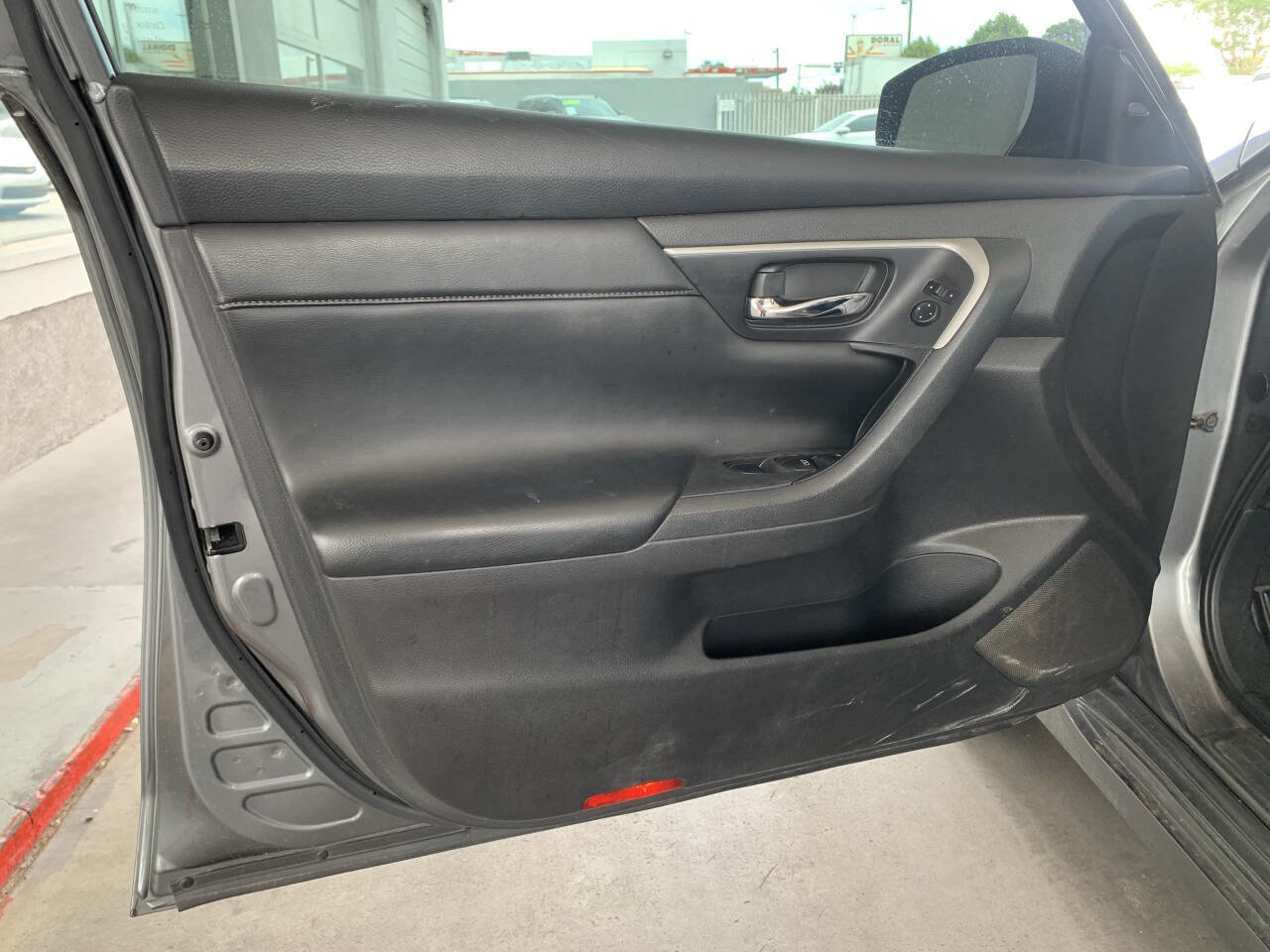 Used 2018 Nissan Altima 2.5 SL FWD image 10