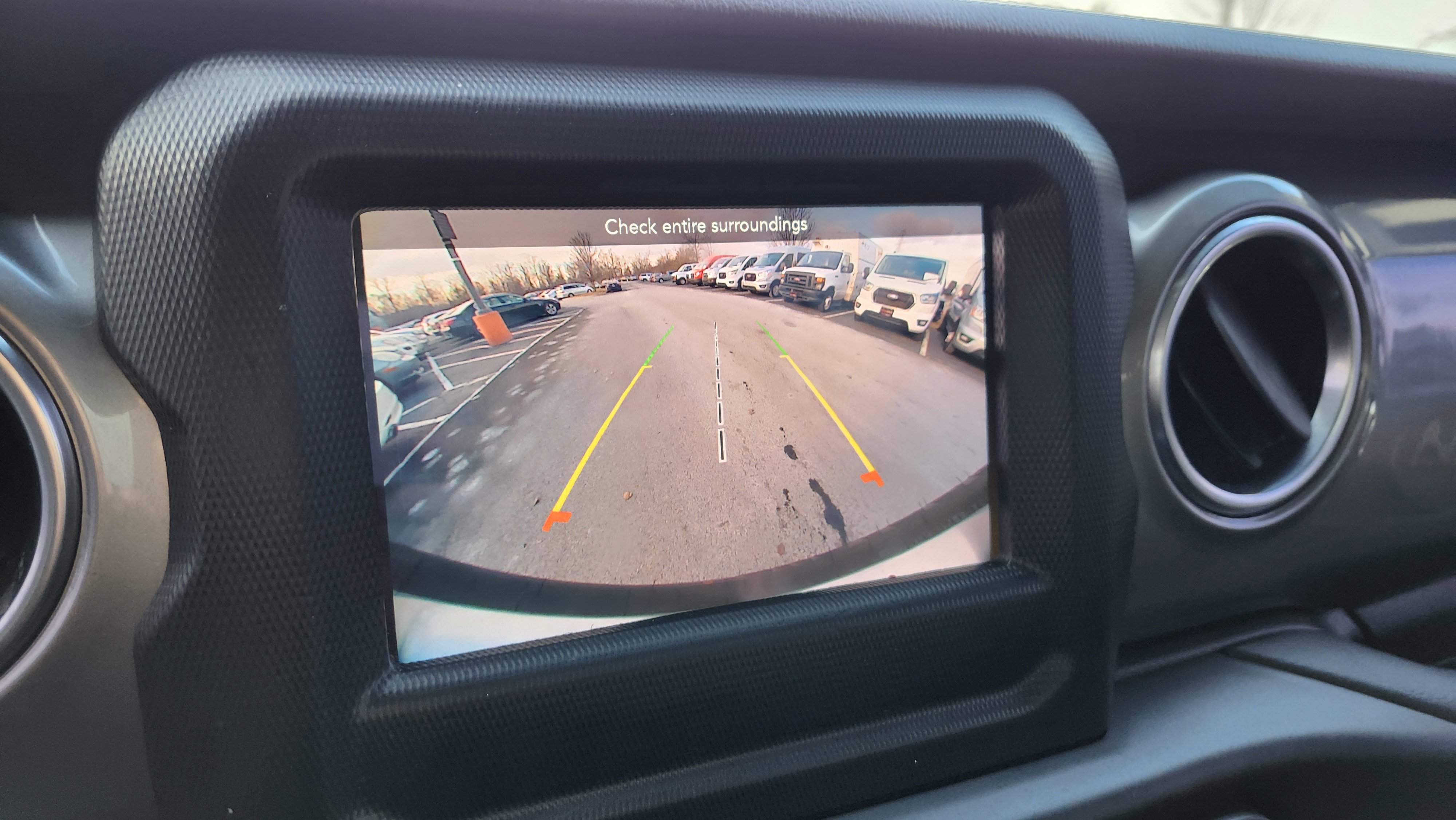 Used 2020 Jeep Wrangler Unlimited Sahara w/ Safety Group image 2