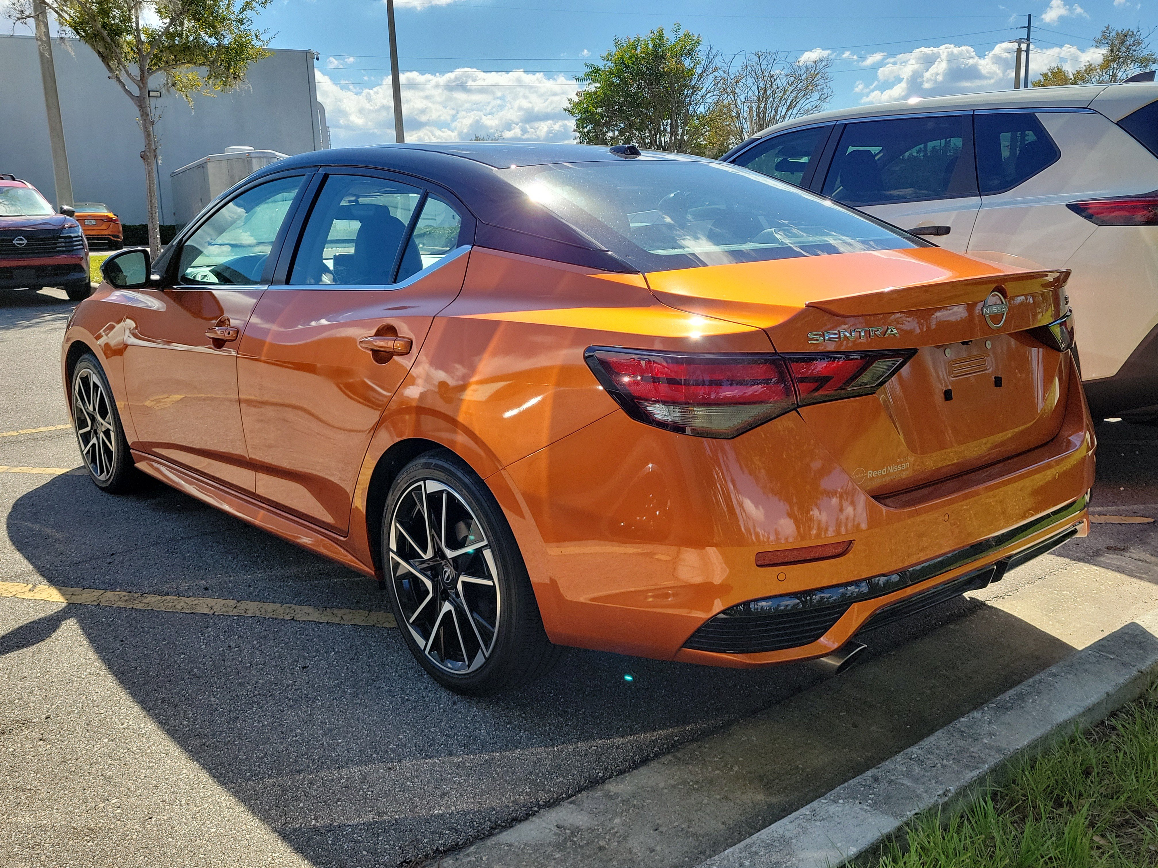Certified 2025 Nissan Sentra SR w/ SR Premium Package FWD image 4