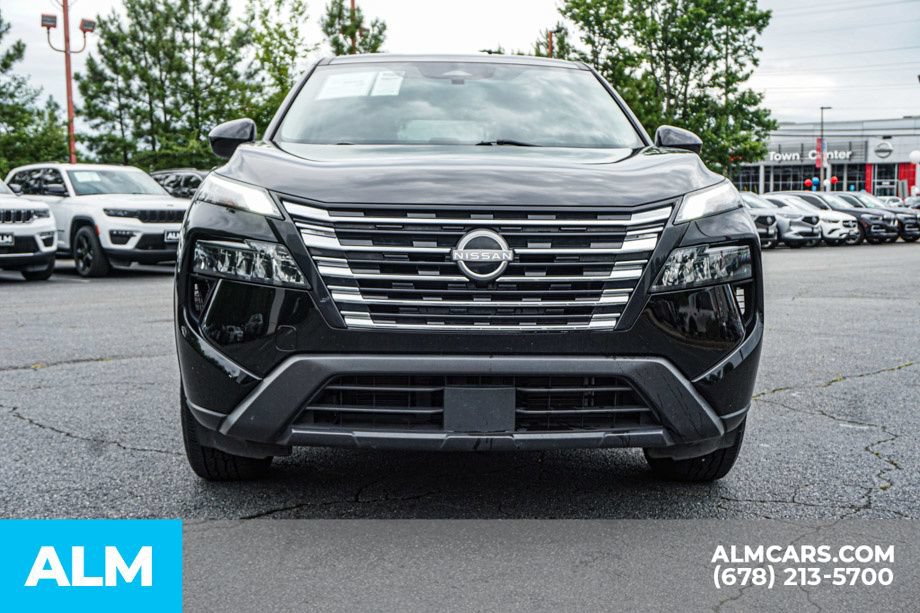 Used 2024 Nissan Rogue SV FWD image 9