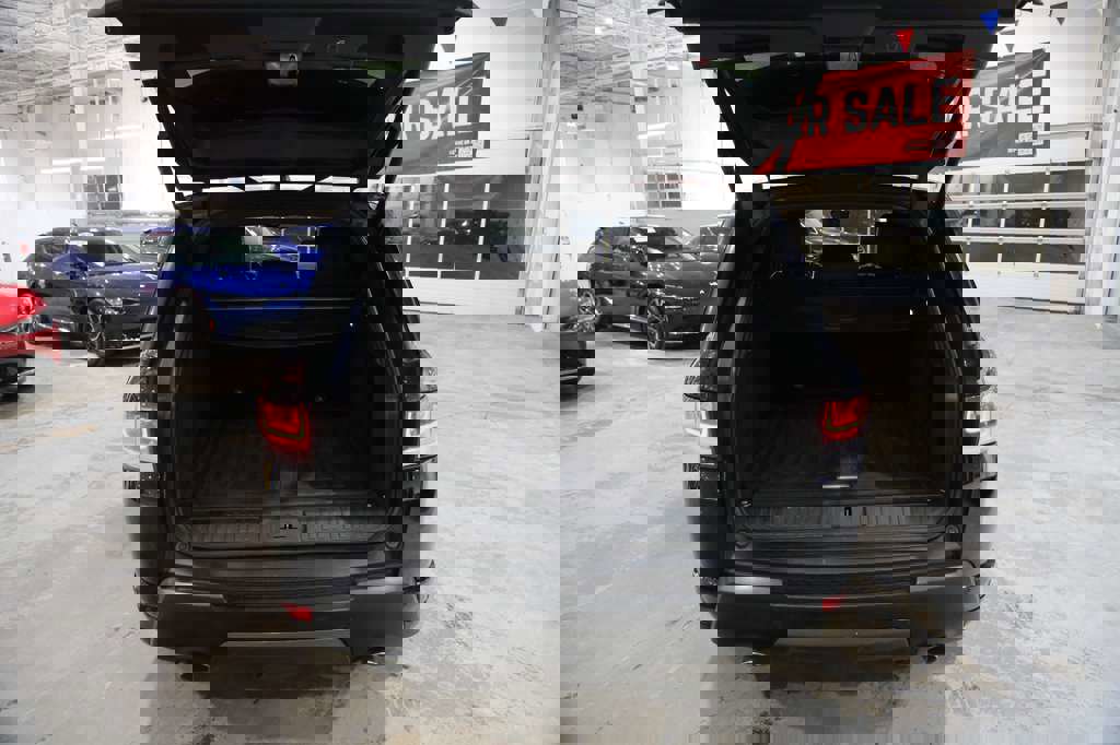 Used 2017 Land Rover Range Rover Sport HSE Dynamic image 10