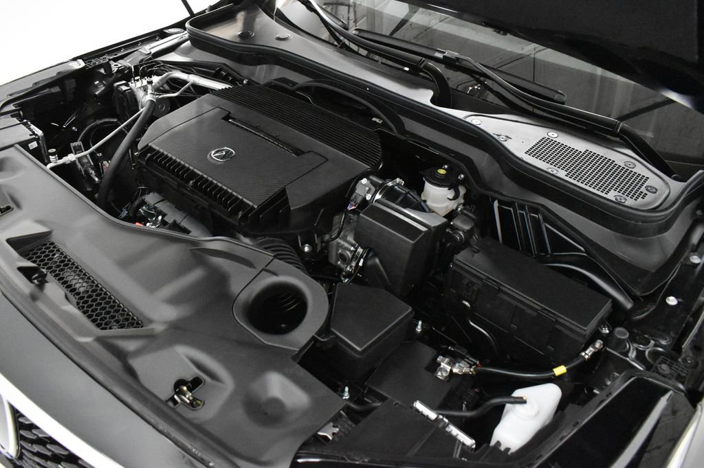 Used 2024 Acura MDX SH-AWD image 4