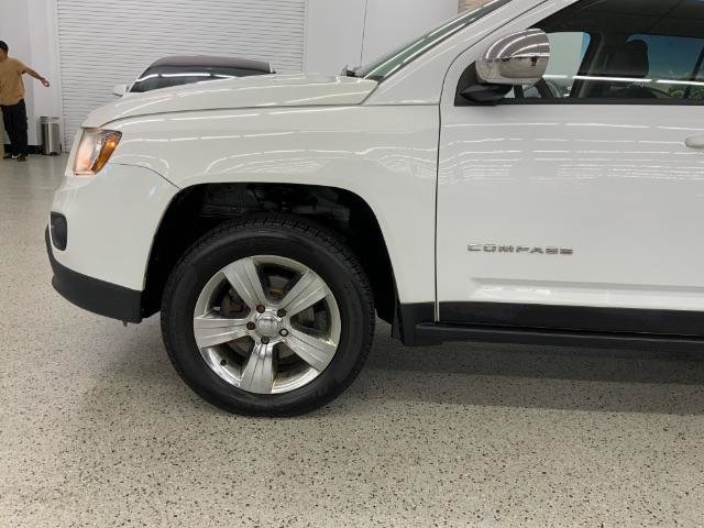Used 2015 Jeep Compass Sport w/ Power Value Group AWD/4WD image 32