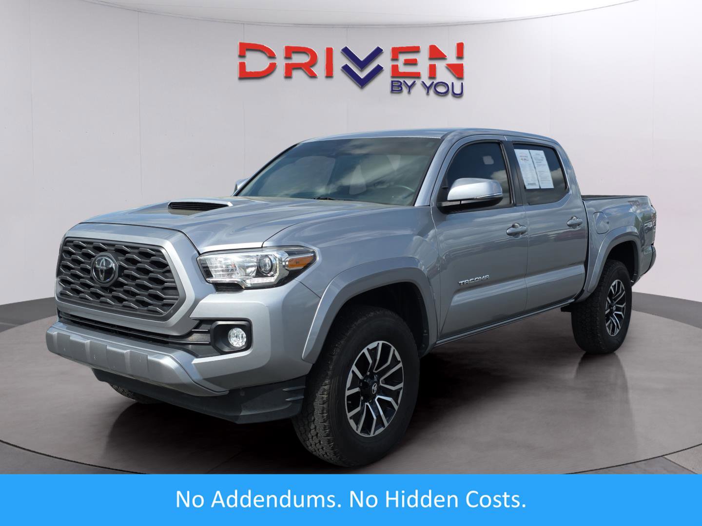 Used 2021 Toyota Tacoma TRD Sport image 1