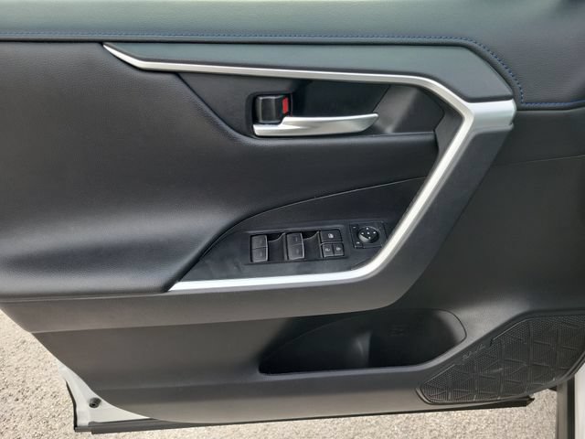 Used 2024 Toyota RAV4 XSE AWD/4WD image 14