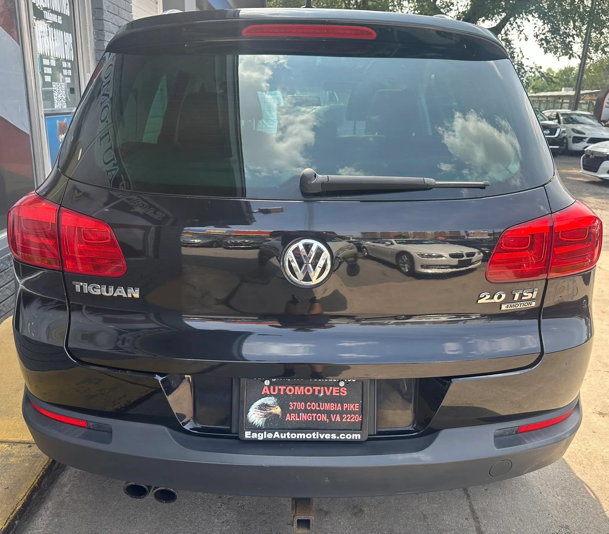 Used 2012 Volkswagen Tiguan SE AWD/4WD image 4