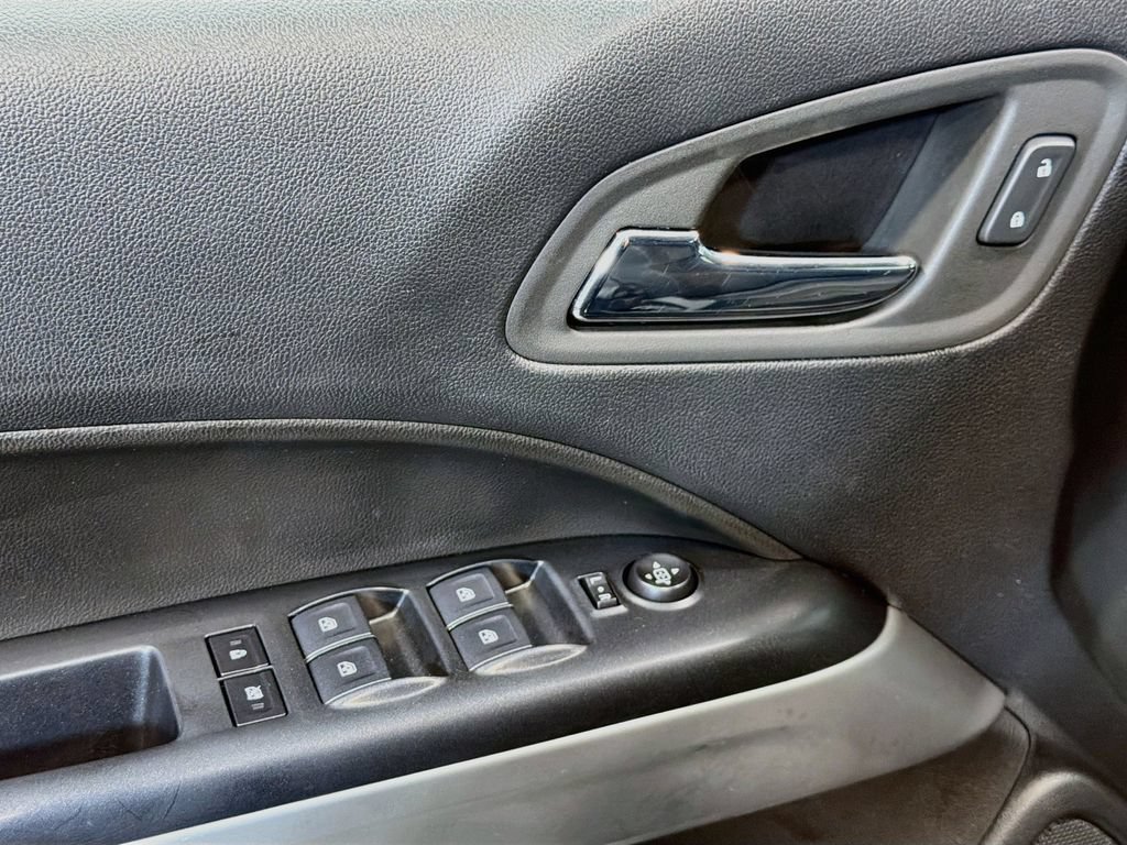 Used 2022 Chevrolet Colorado LT w/ LT Convenience Package AWD/4WD image 19