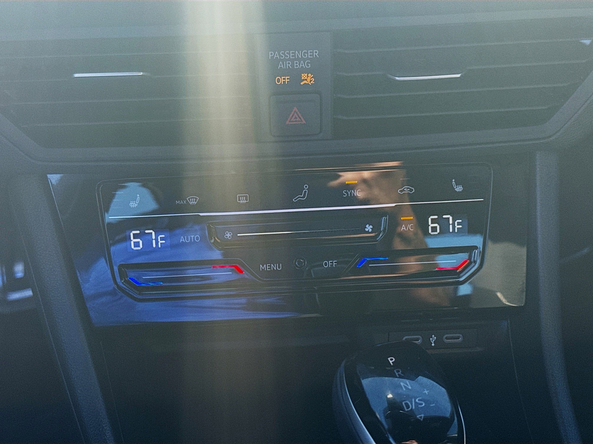 Certified 2025 Volkswagen Jetta Sport image 14