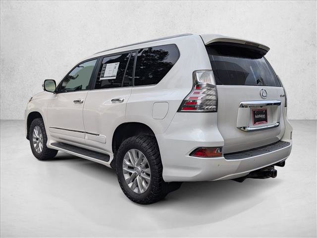 Used 2017 Lexus GX 460 Premium w/ Premium Package image 9