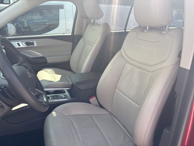 Certified 2020 Ford Explorer Platinum w/ Premium Technology Package image 7