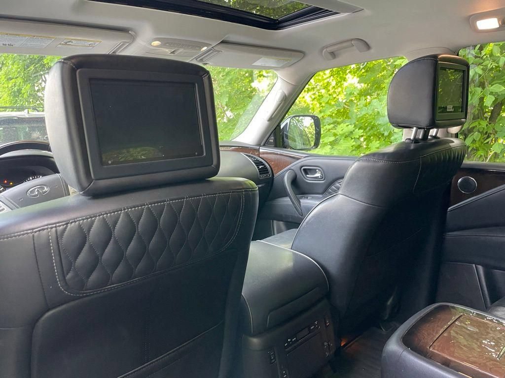 Used 2019 INFINITI QX80 Luxe w/ 22" Wheel Package AWD/4WD image 7