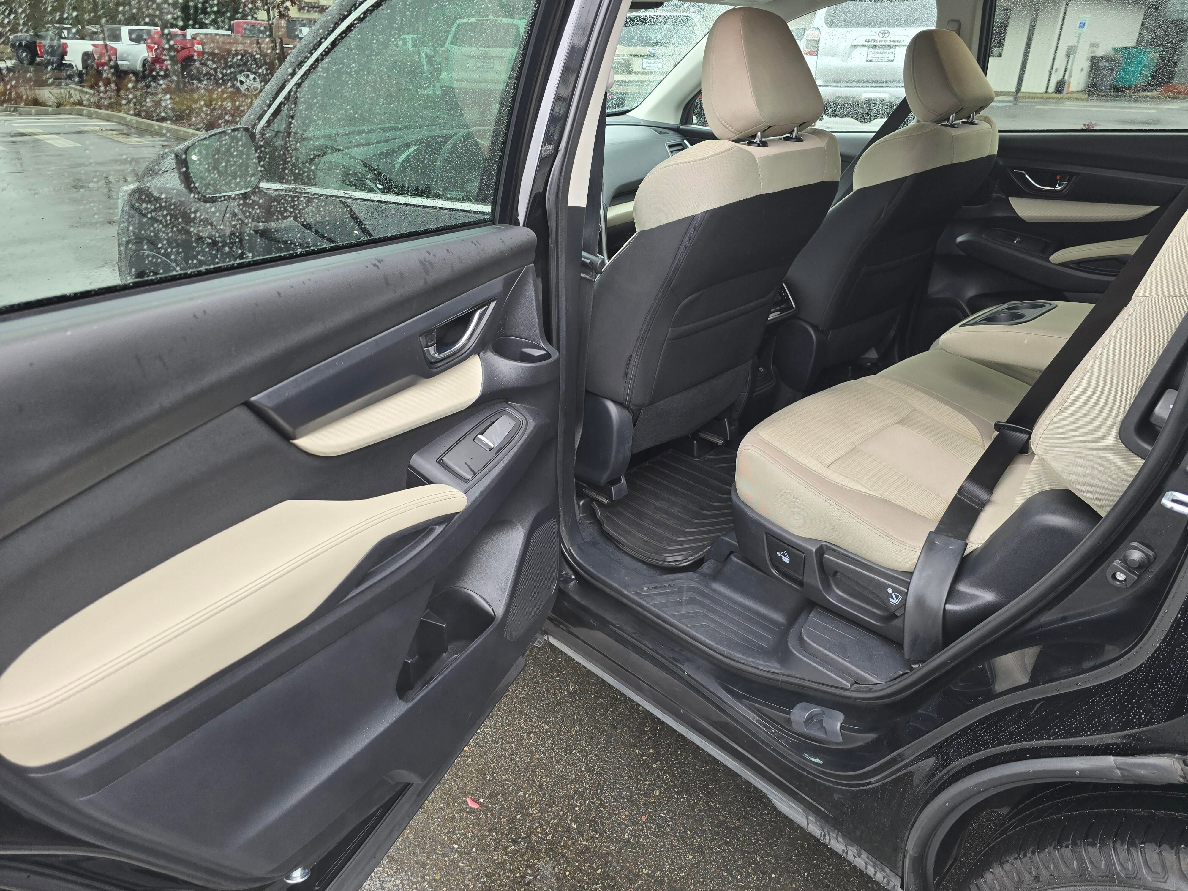 Used 2021 Subaru Ascent Premium w/ Convenience Package AWD/4WD image 29