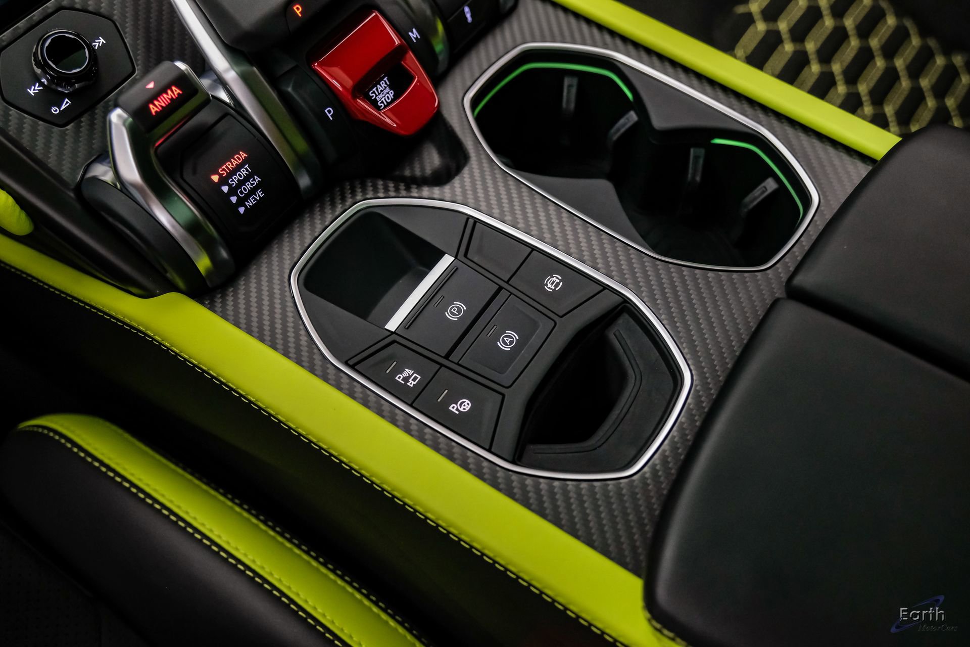 Used 2022 Lamborghini Urus AWD/4WD image 73