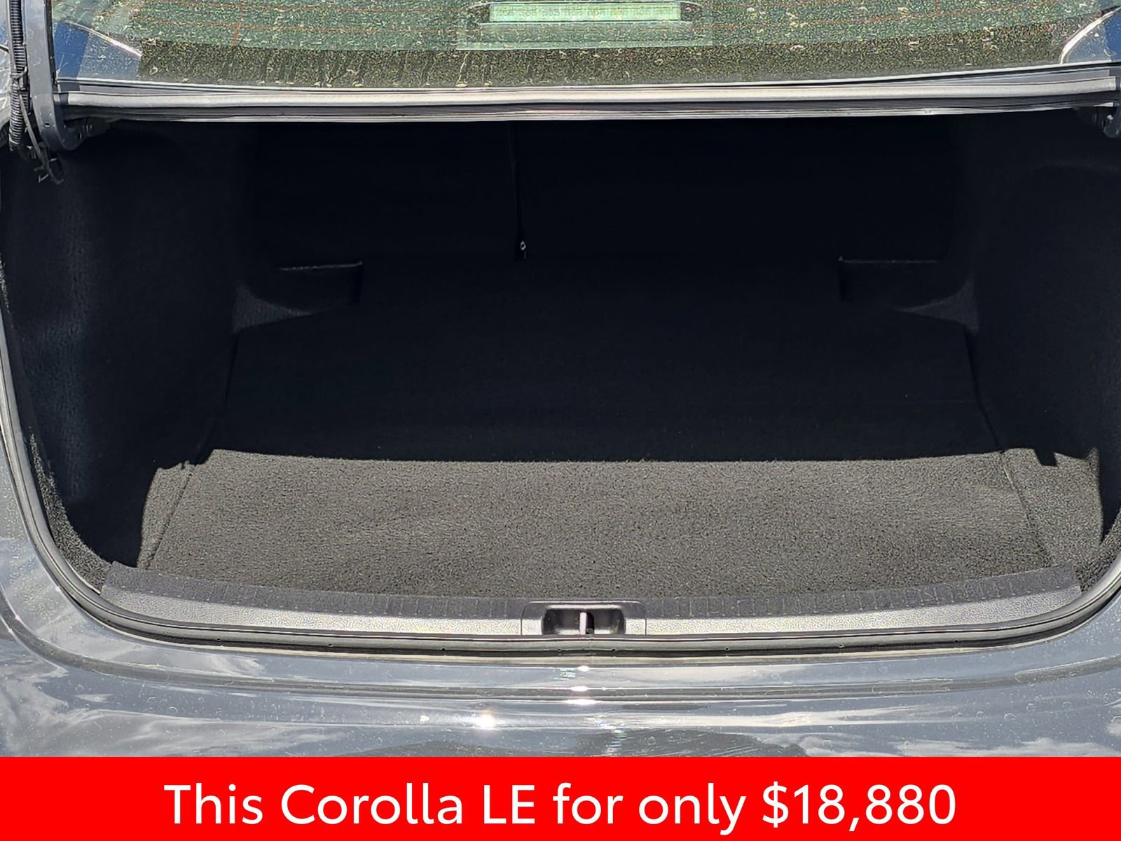 Used 2024 Toyota Corolla LE image 18