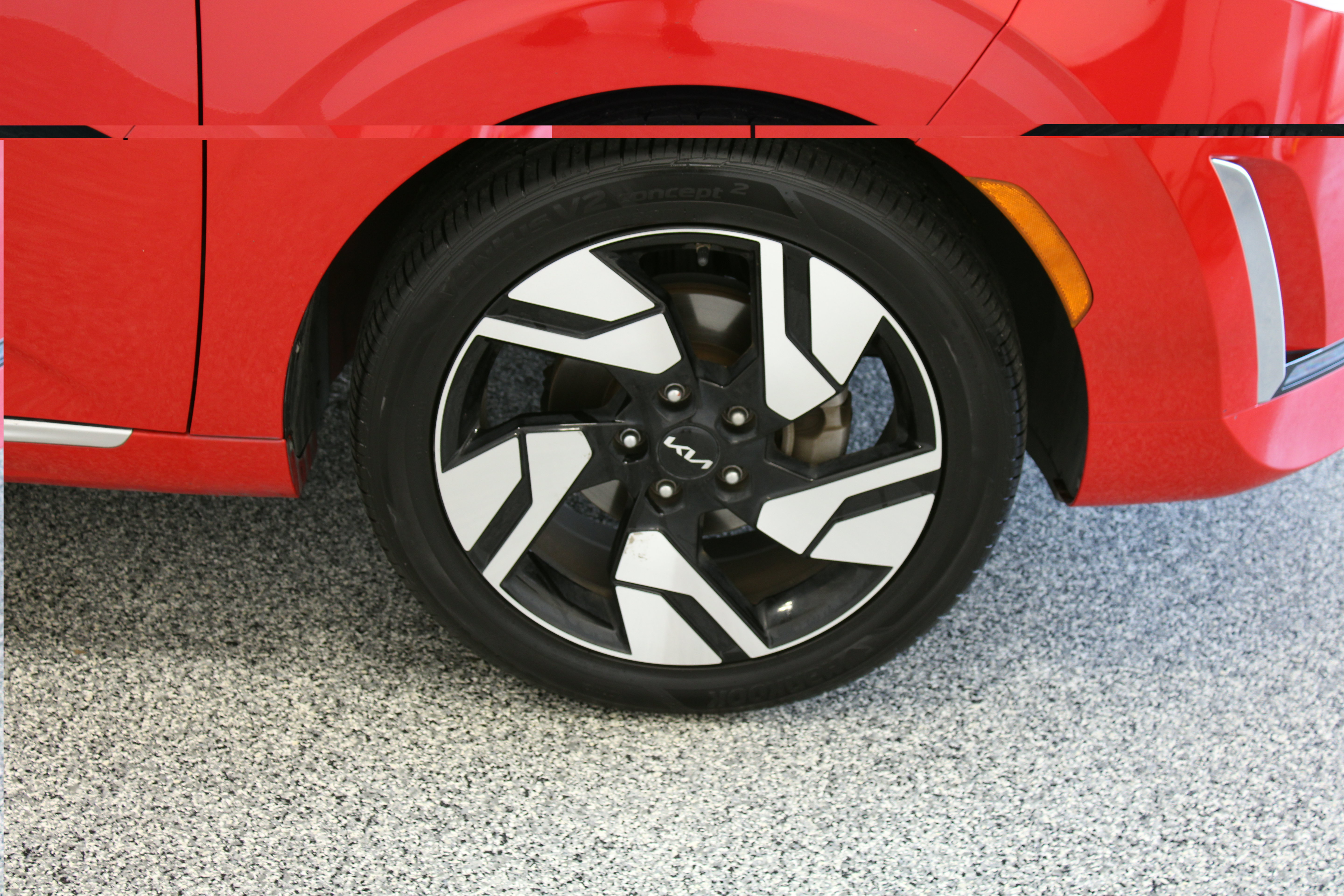 Used 2023 Kia Soul GT-Line w/ GT-Line Technology Package FWD image 5