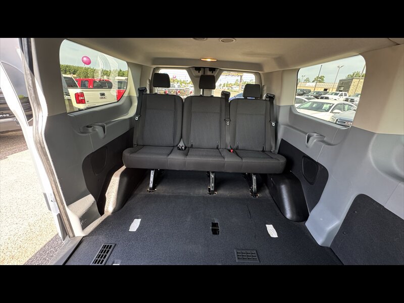Used 2018 Ford Transit 150 XLT RWD image 15