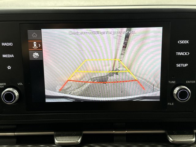 Certified 2023 Kia Carnival LX FWD image 22
