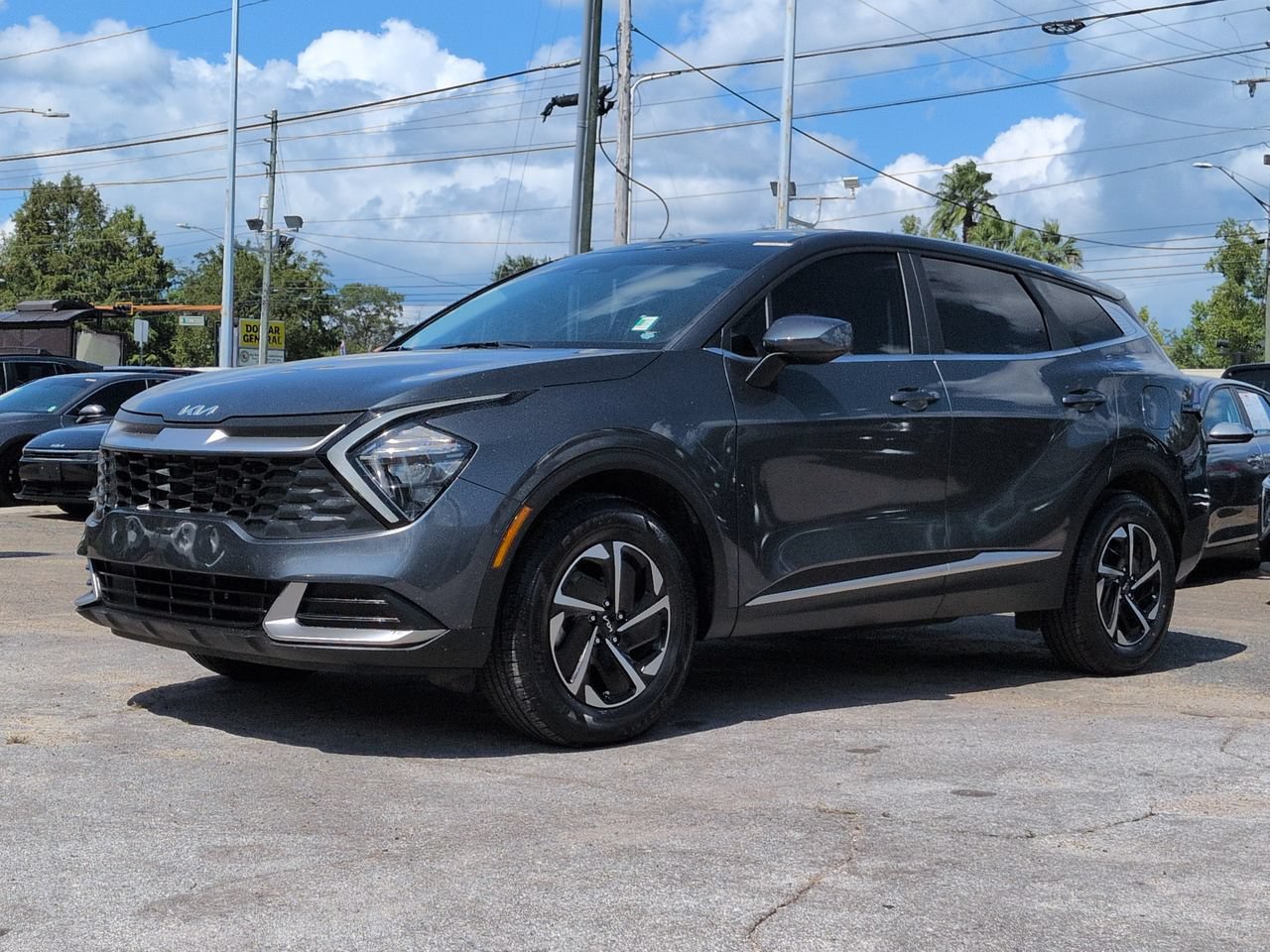 Used 2023 Kia Sportage LX AWD/4WD image 2