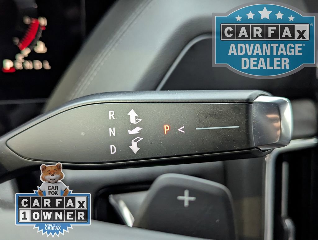 Used 2025 GMC Yukon Denali RWD image 11