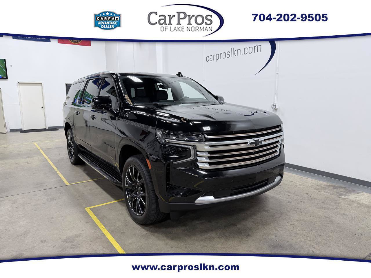 Used 2023 Chevrolet Suburban High Country w/ Max Trailering Package AWD/4WD image 1