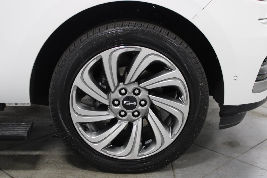 Used 2023 Lincoln Navigator Reserve AWD/4WD image 14