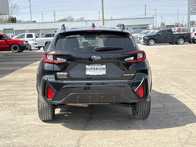 Used 2024 Subaru Crosstrek 2.0i Premium AWD/4WD image 4
