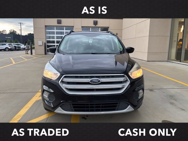 Used 2018 Ford Escape SE w/ SE Sync 3 Package FWD image 2