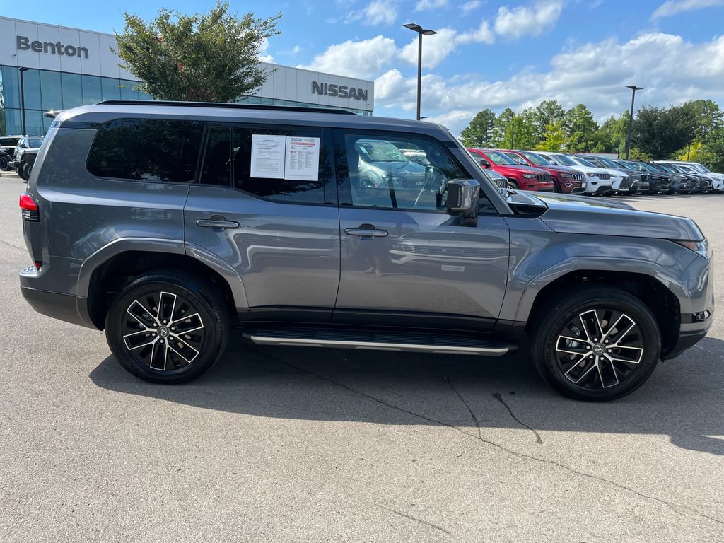Used 2026 Lexus GX 550 w/ Cold Area Package AWD/4WD image 7