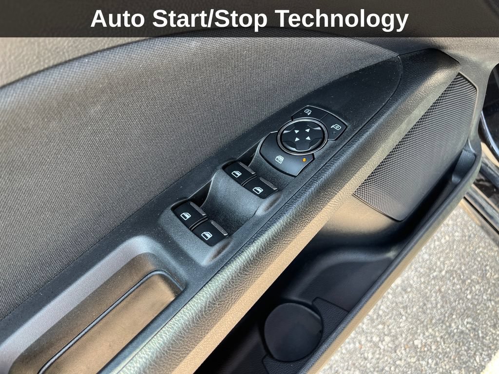 Used 2020 Ford Fusion SE FWD image 15
