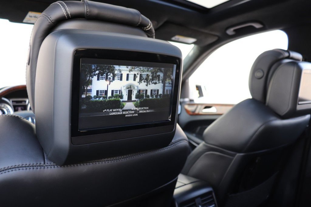 Used 2014 Mercedes-Benz GL 63 AMG 4MATIC image 52