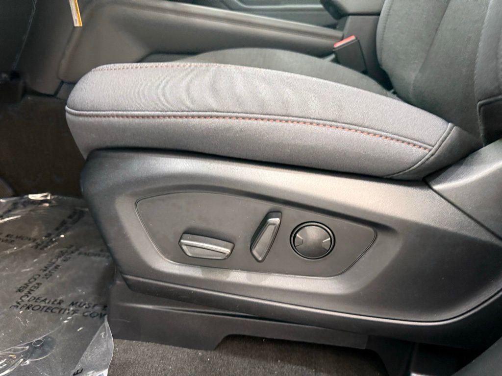 New 2025 Ford Explorer Active image 13