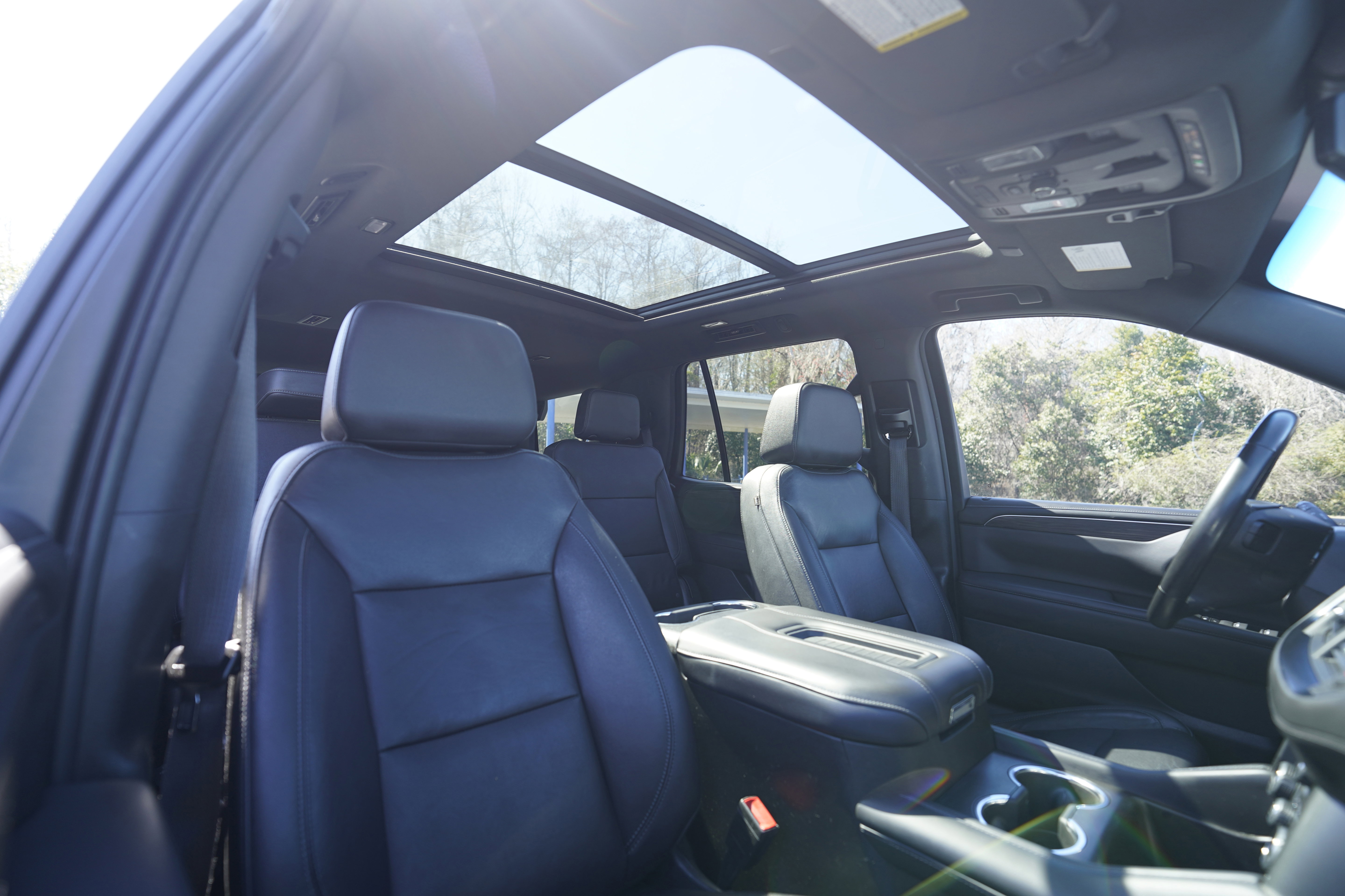 Used 2021 Chevrolet Tahoe LT w/ LT Signature Plus Package RWD image 14