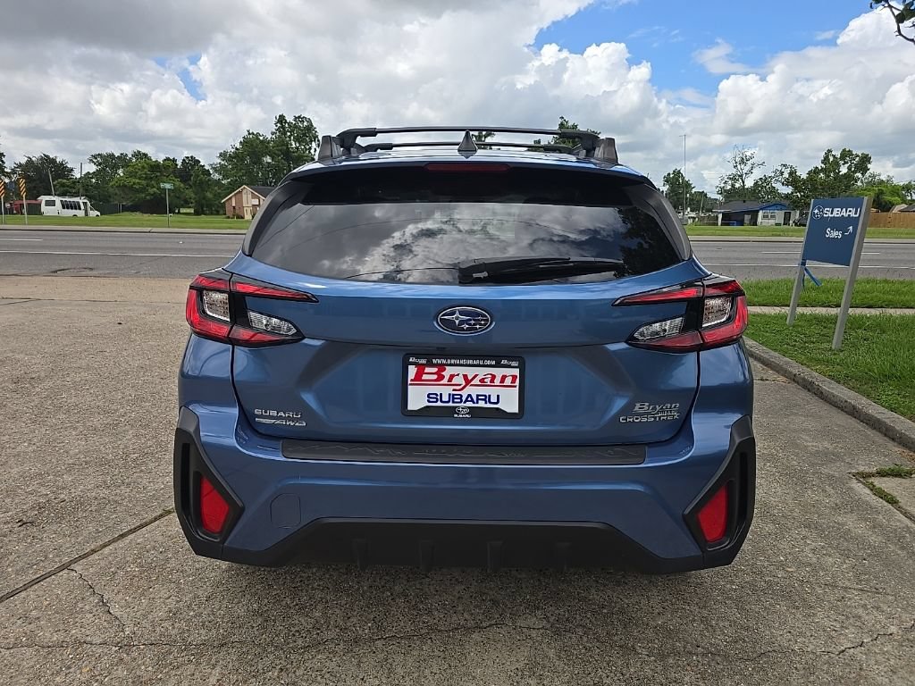 Used 2024 Subaru Crosstrek 2.0i Premium AWD/4WD image 16