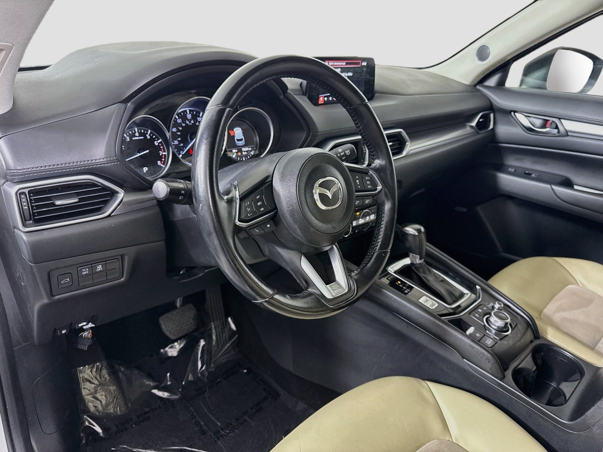 Used 2018 MAZDA CX-5 Touring w/ Preferred Equipment Package FWD image 23