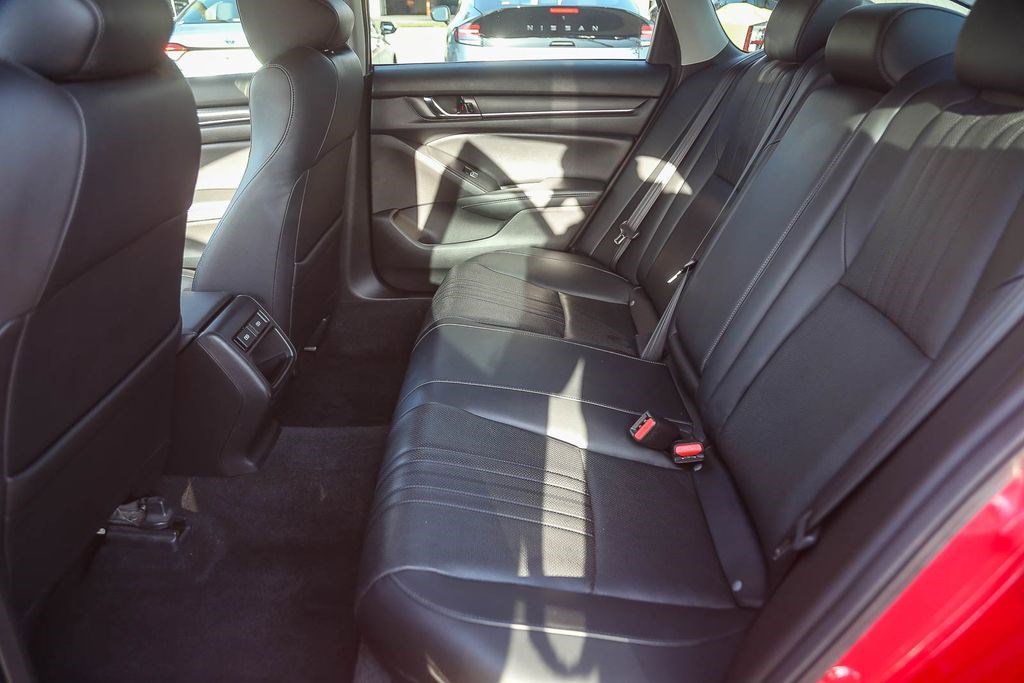 Used 2022 Honda Accord Sport Special Edition image 17