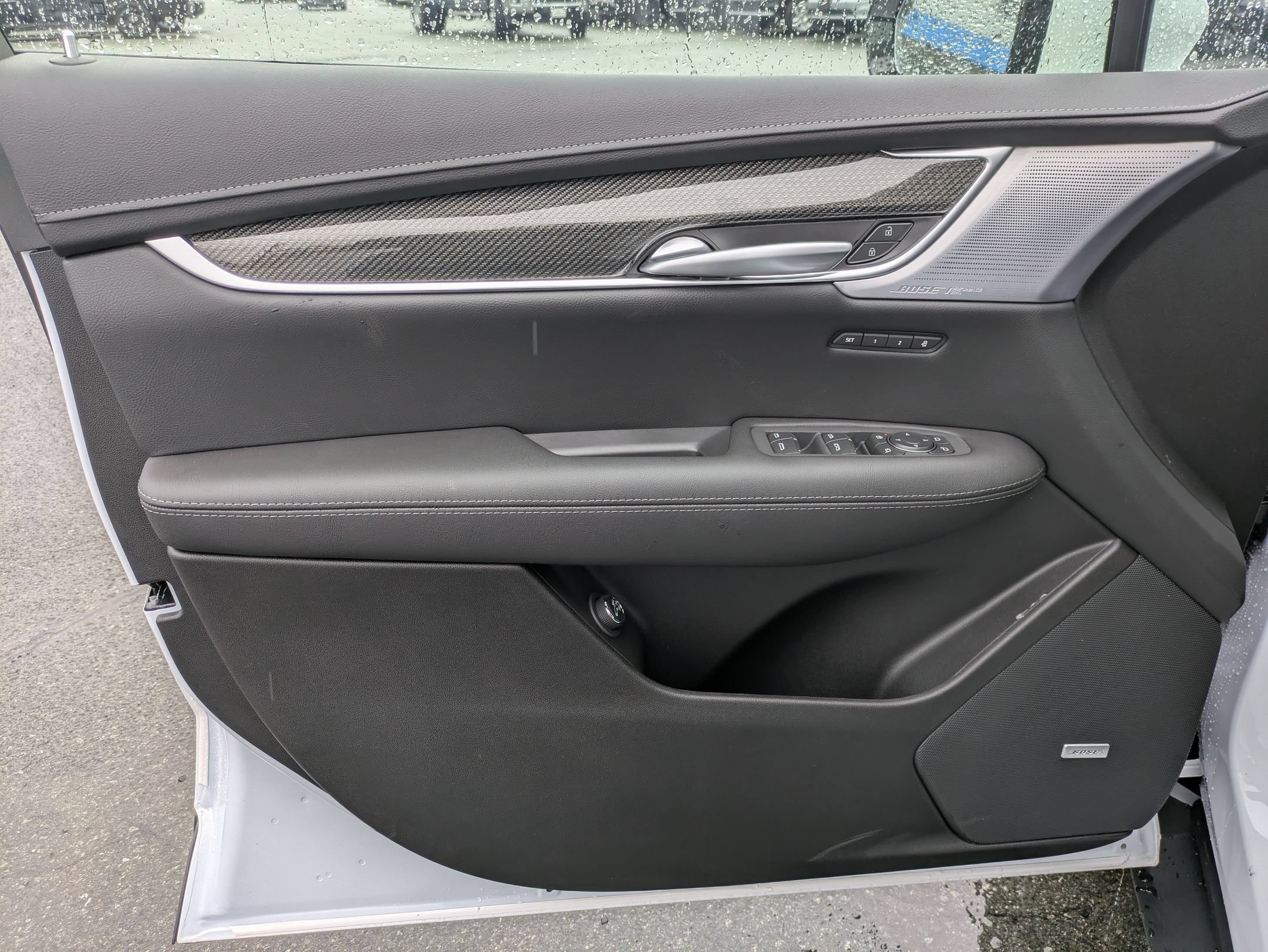 New 2026 Cadillac XT5 Sportv w/ LPO, Onyx Lite Package AWD/4WD image 11