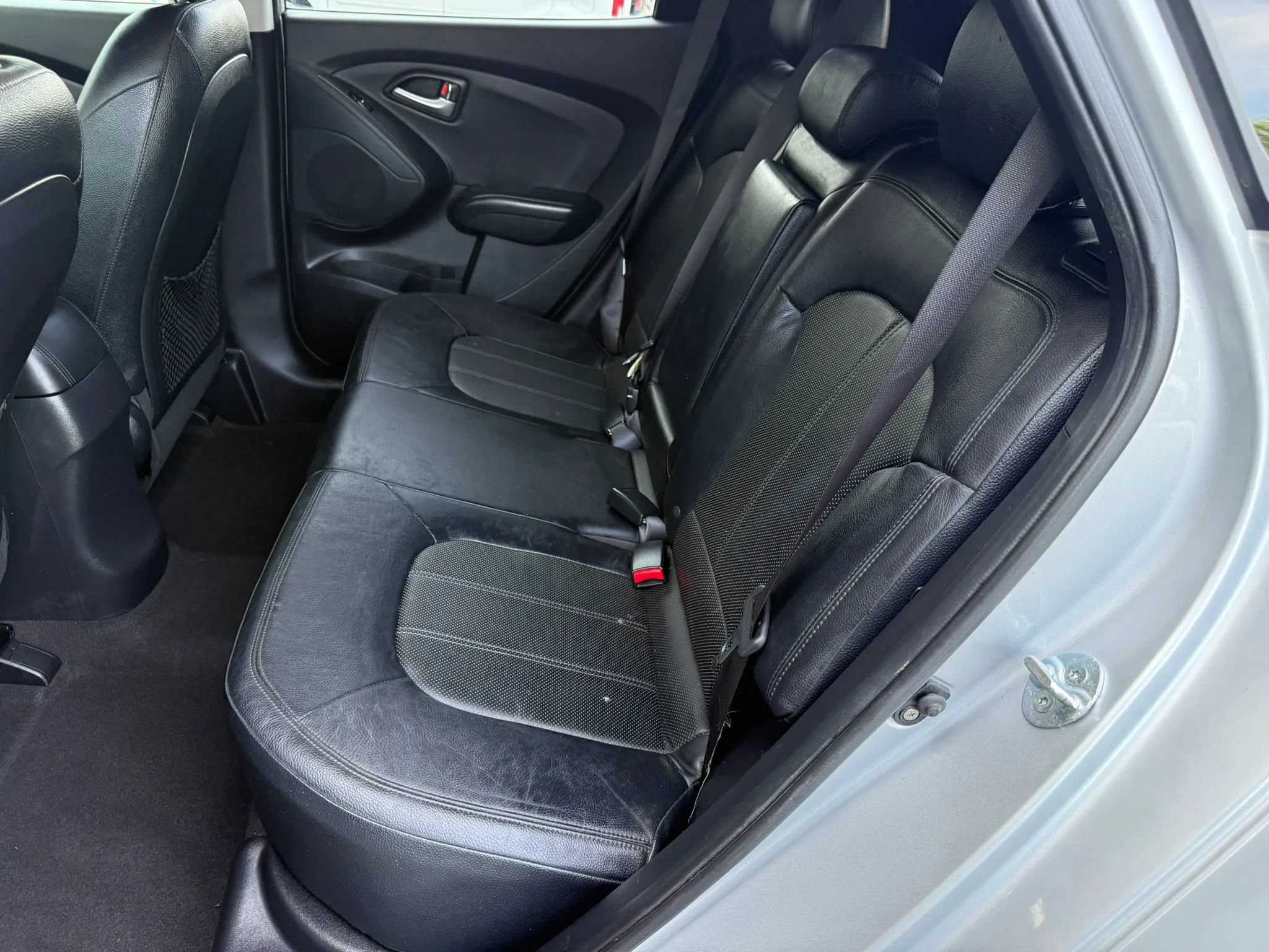 Used 2012 Hyundai Tucson Limited FWD image 22