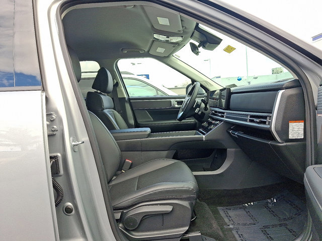 Used 2025 Hyundai Santa Fe SEL AWD/4WD image 50