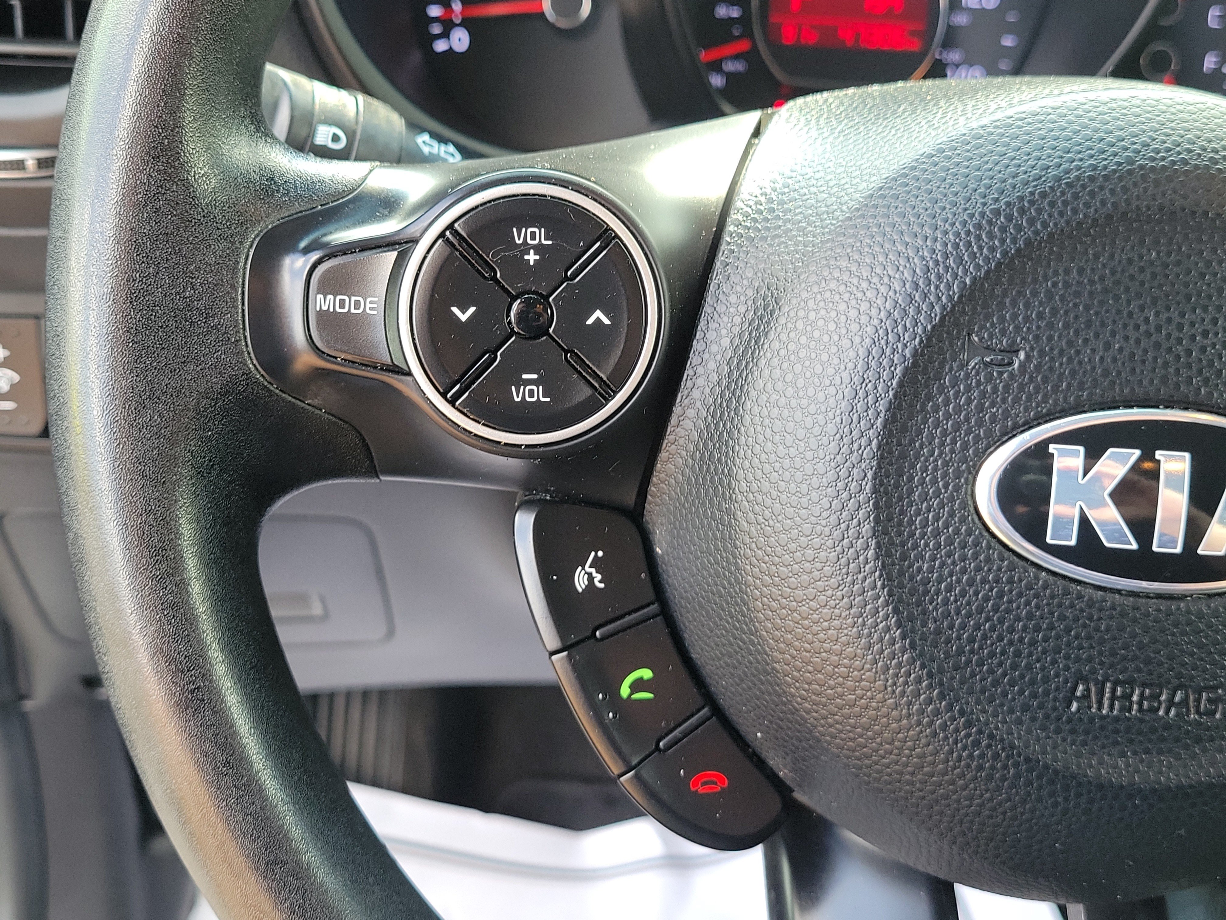 Used 2018 Kia Soul FWD image 22
