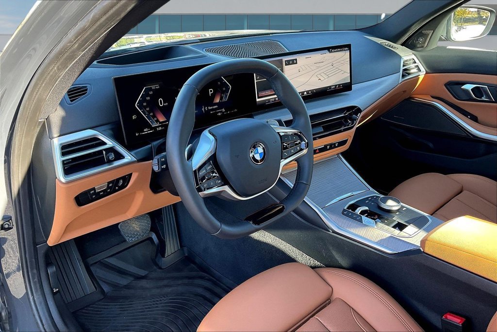 Certified 2026 BMW 330i xDrive Sedan w/ Premium Package AWD/4WD image 17