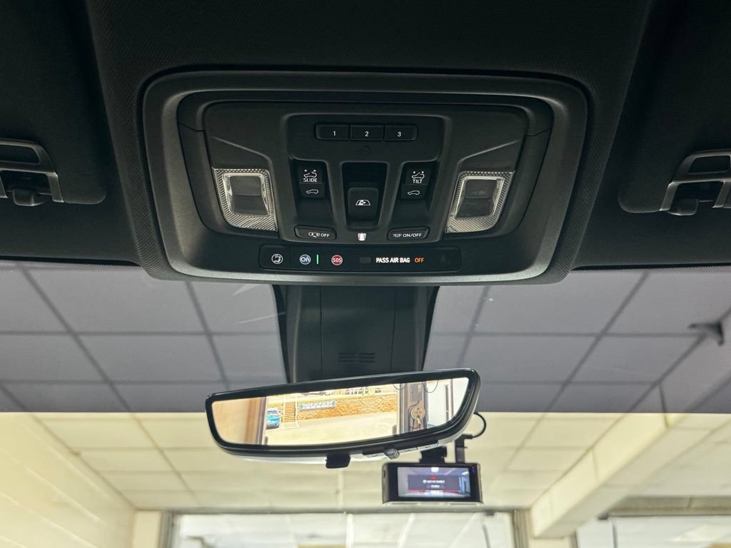 Used 2019 GMC Sierra 1500 AT4 w/ AT4 Premium Package AWD/4WD image 23