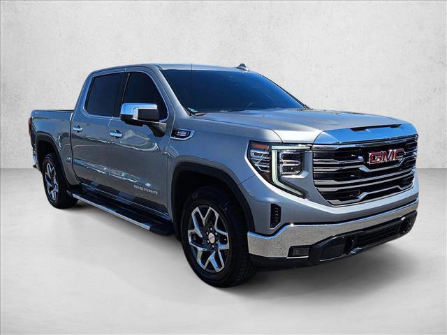 Used 2023 GMC Sierra 1500 SLT w/ SLT Premium Package AWD/4WD image 3